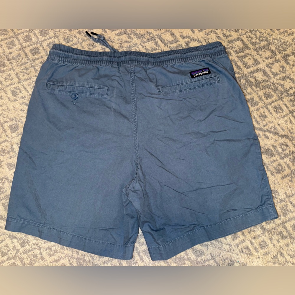 Patagonia Shorts Men’s Large - Picture 3 of 4